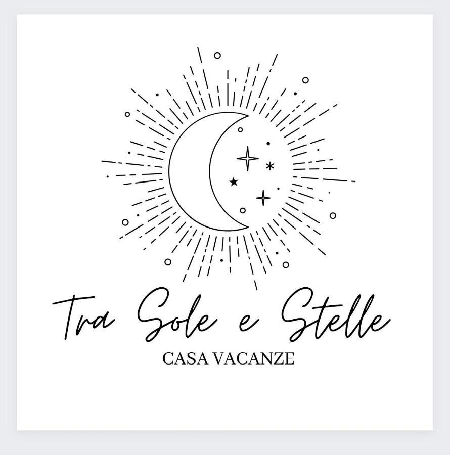 Apartament Fra Sole E Stelle Bari Zewnętrze zdjęcie