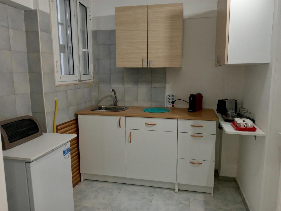 Apartament Fra Sole E Stelle Bari Zewnętrze zdjęcie